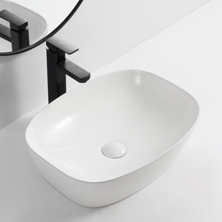 WG59 Gloss White Basin