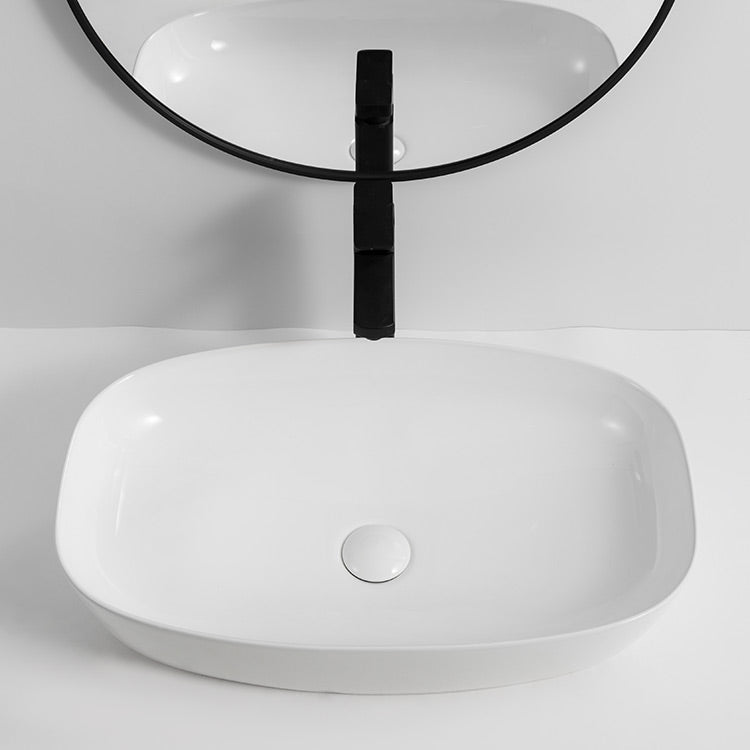 WG47 Gloss White Basin